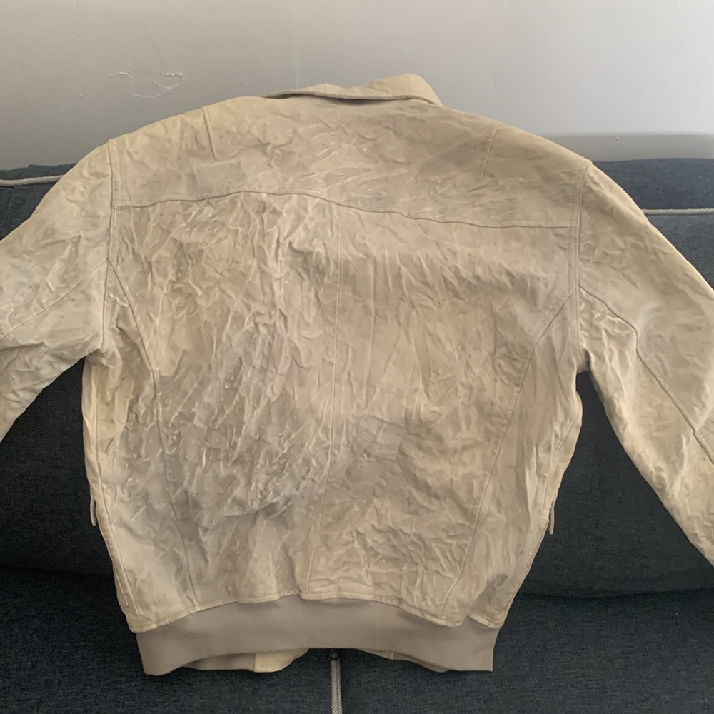 John Varvatos Limited Edition PEBBLE Brown leather size 44, Medium size. $1200 - Picture 2 of 3